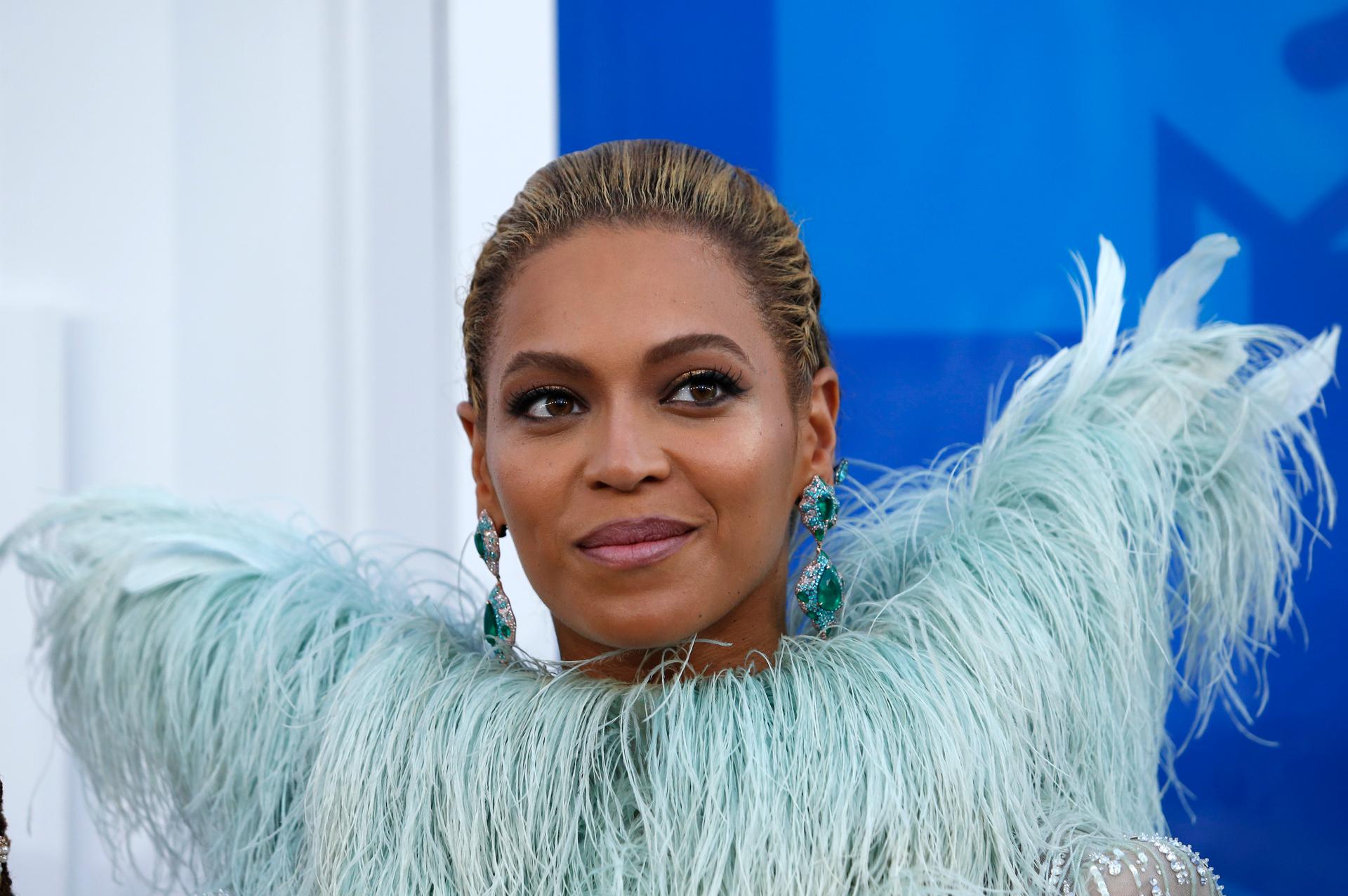 The video, featuring Beyonce's 'Run The World (Girls)', has been criticised by both religious conservatives and feminists in Pakistan. 