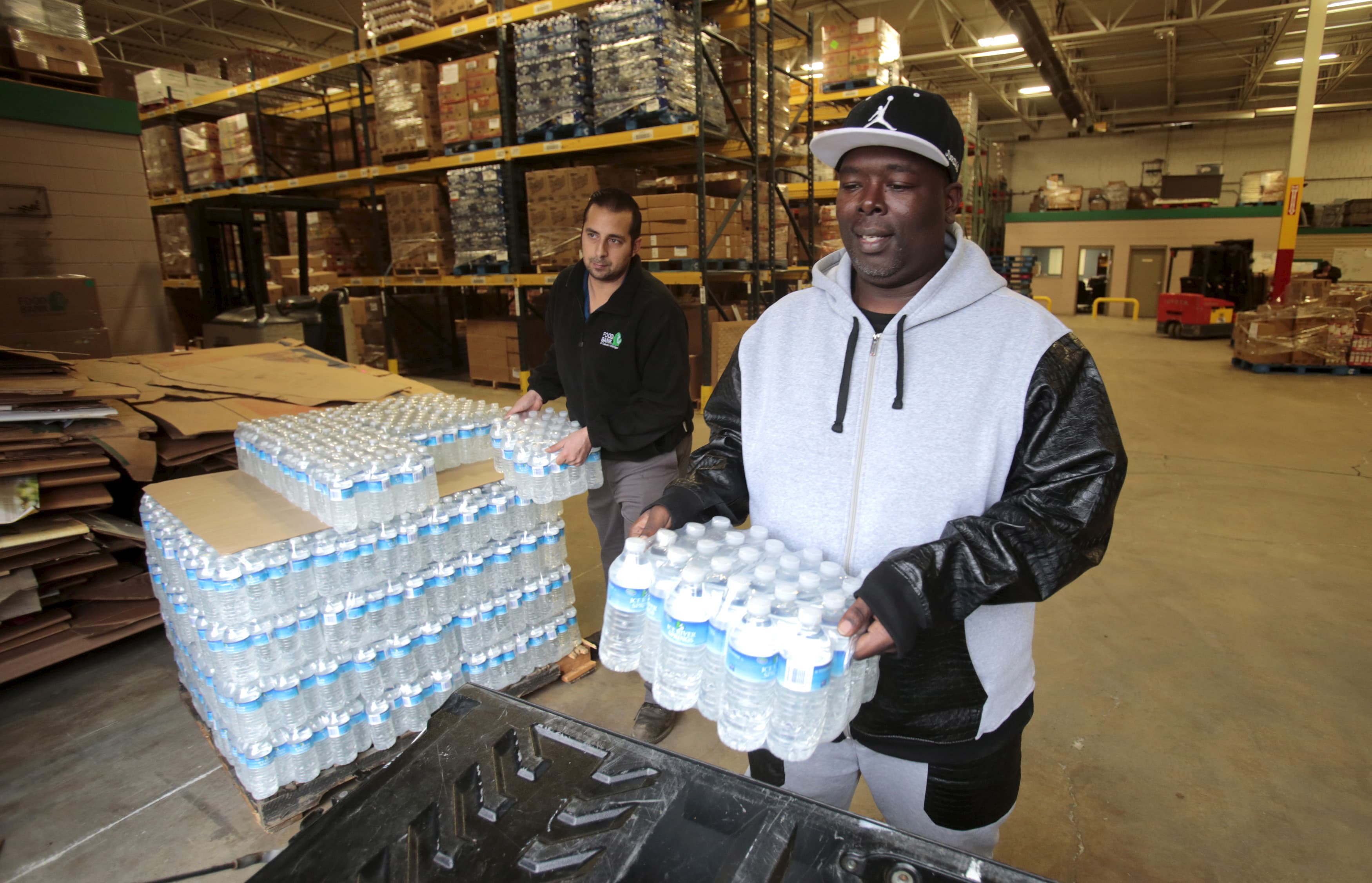 Bottled water in Flint, Michigan