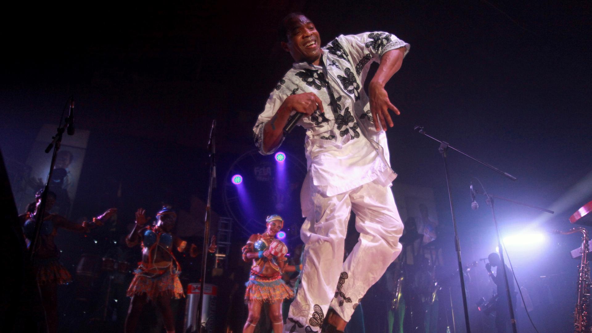 Musician Femi Kuti, son of Nigeria's music legend Fela Kuti, performs with his band at a night show marking the end of a week-long celebration honouring Fela, in Lagos October 22, 2012. 