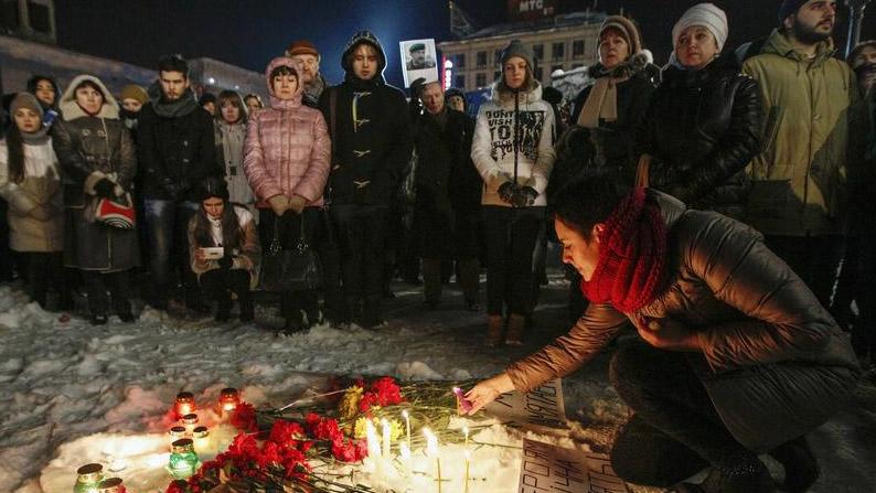 Vigil for those who died in eastern Ukraine