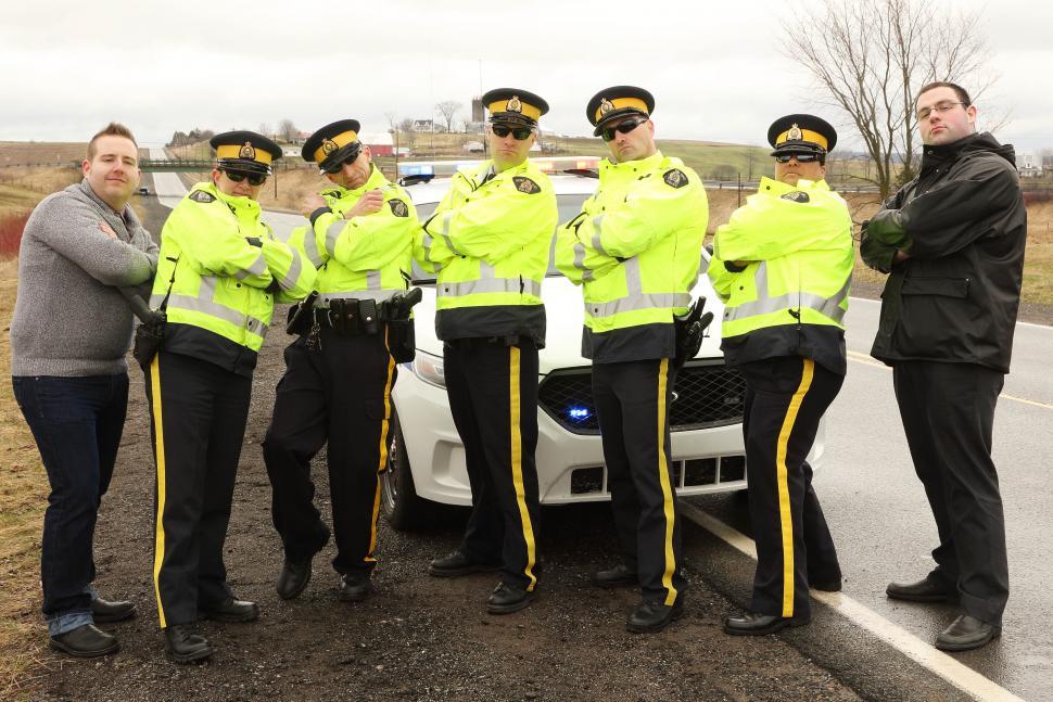 'Cop Light Bling' video by Nova Scotia RCMP