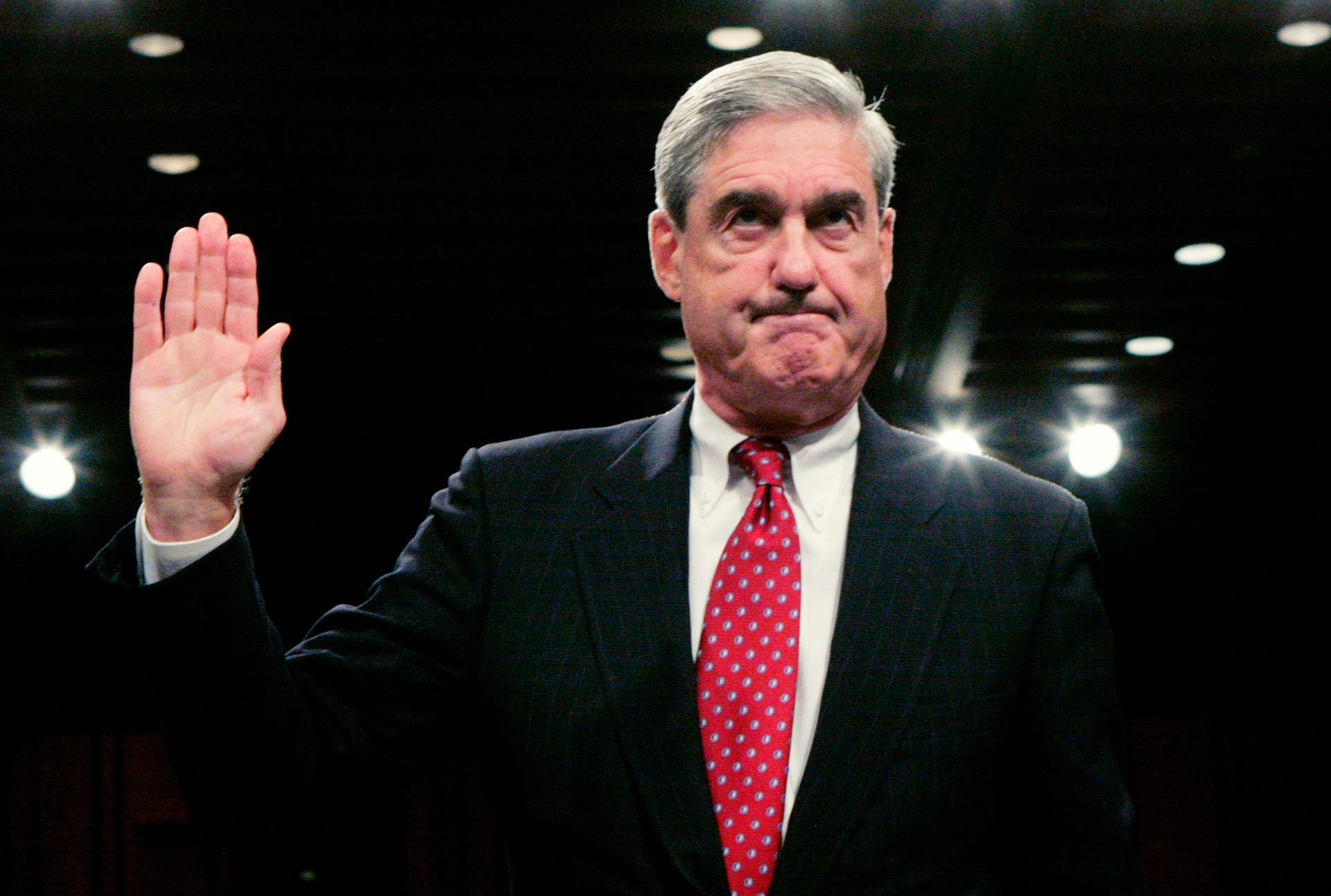 FBI Director Robert Mueller is sworn in