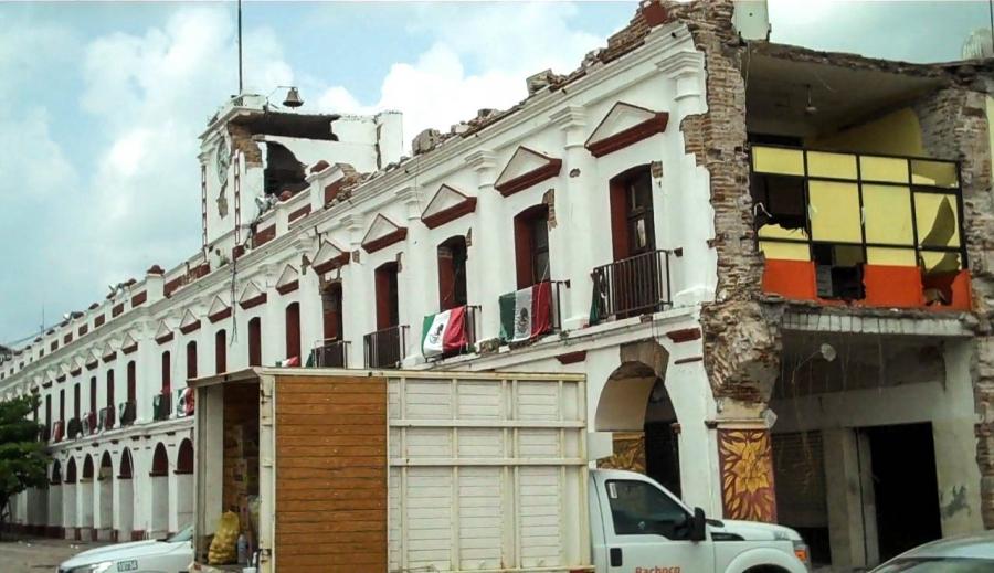 The 8.2 earthquake on Sept 7th severely damaged Juchitán's best-known landmarks, including the city's 19-century Municipal Palace and its famous market.
