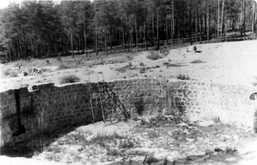 The unfinished fuel tank site, which was used as an execution site for Jews from the Vilna region.