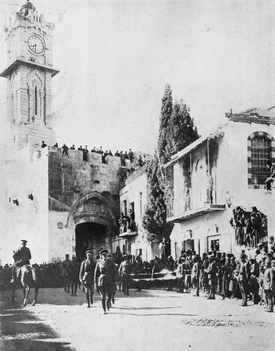 General Allenby entering Jerusalem on foot, Dec 11th 1917