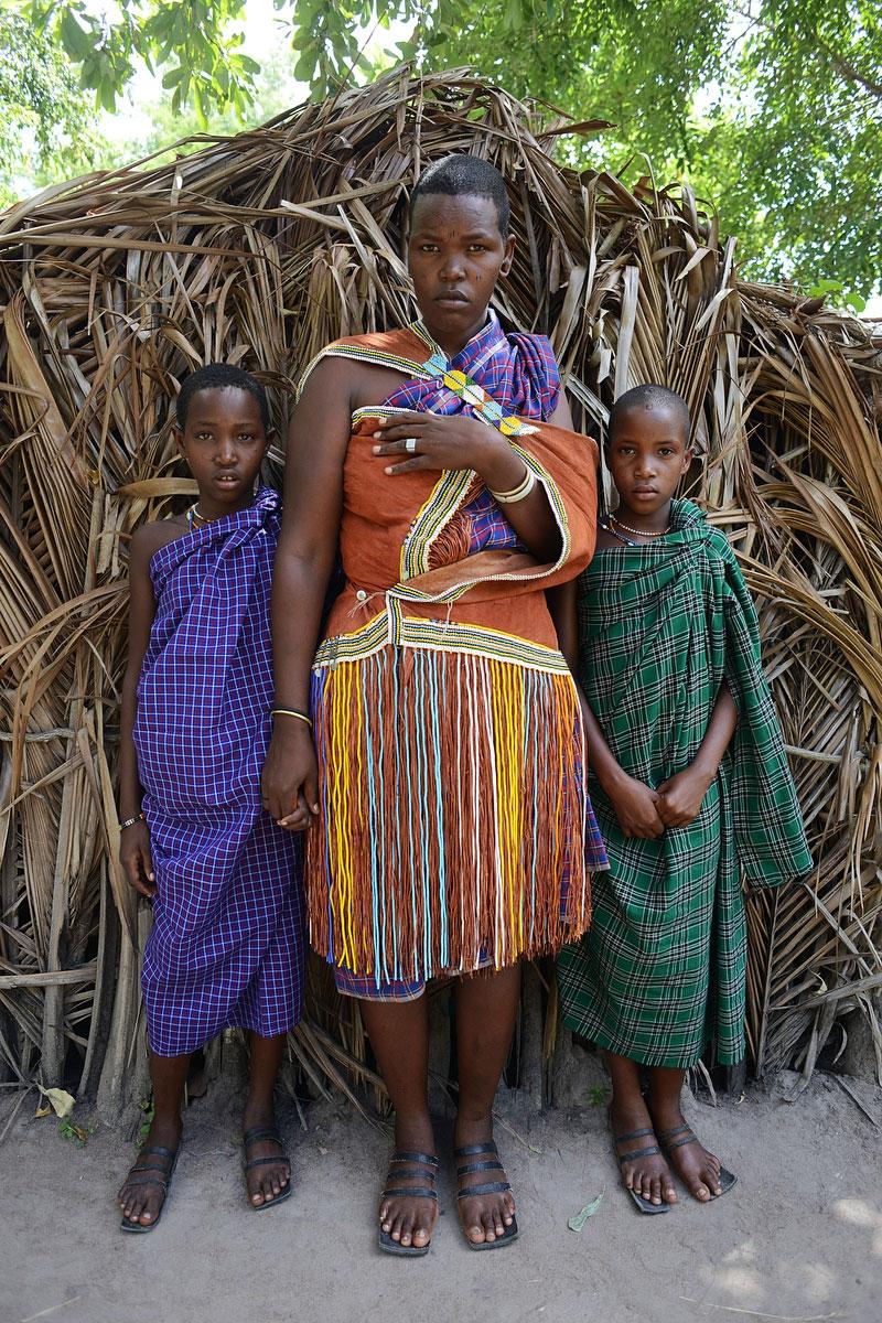 A Barabaig woman and her siblings. According to a report by the International Work Group for Indigenous Affairs, the Barabaig have been targeted for state-sponsored evictions for half a century. “Operation Barabaig” was a program designed to permanently s