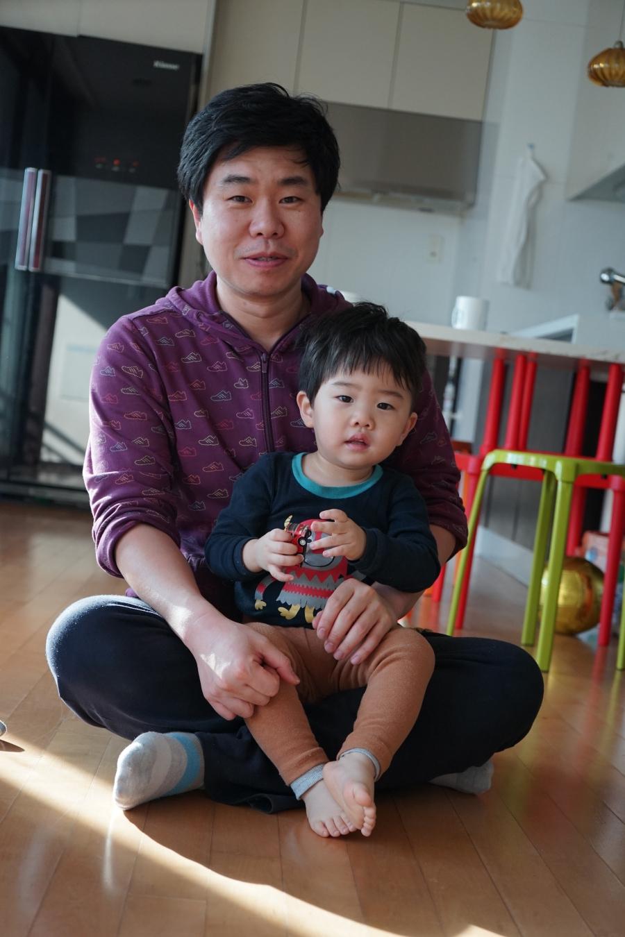 Wonhoe Bae and his son.
