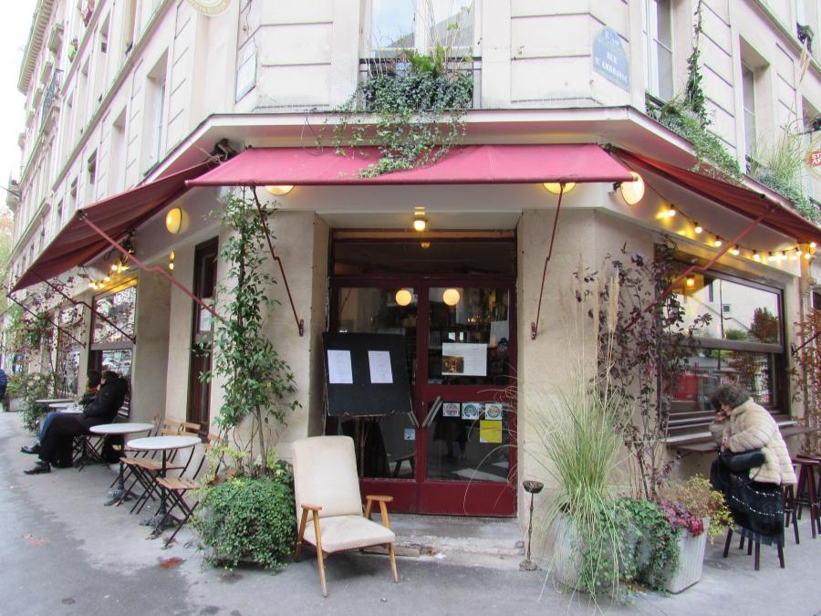 Le Square Gardette restaurant in Paris' 11th district.
