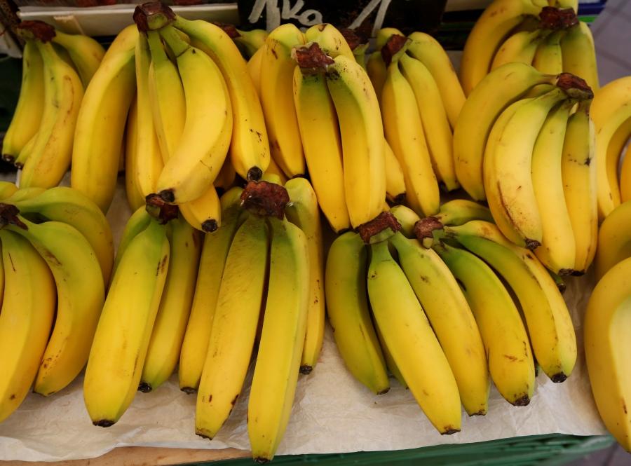 Bananas are on display at a shop of a food market in Vienna, Austria, April 19, 2016. 
