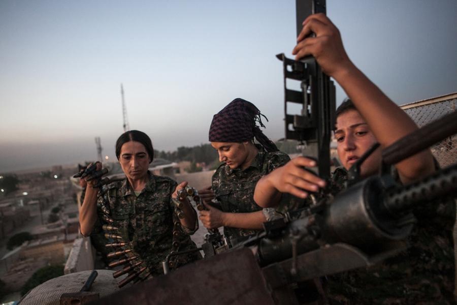 YPJ_3_fighters