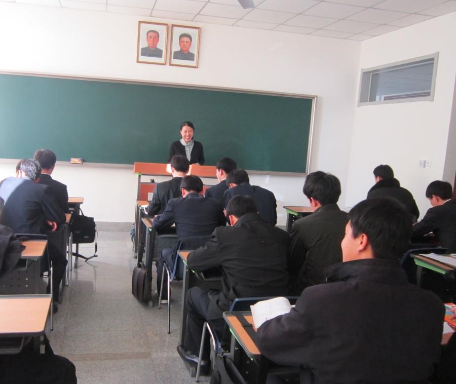 Suki Kim teaching her class.