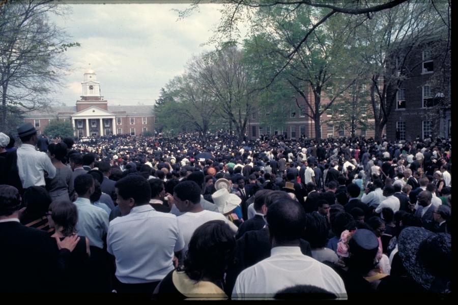 The procession down the three miles from Ebenezer Baptist Church to Morehouse College was observed by over 100,000 people.