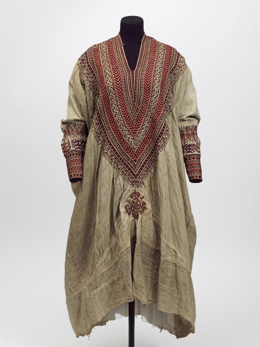 A dress from 1860 that belonged to Queen Woyzaro Terunesh. It is embroidered with silk.