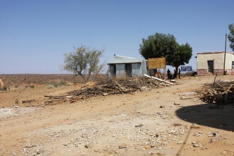 the border station between eritrea and ethiopia