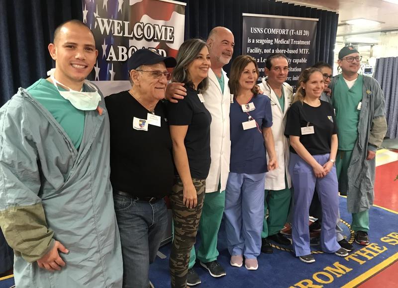 doctors standing in line for a photo 