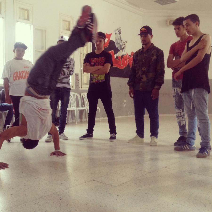 Riadh Bouallagui, showing some moves at the workshop.
