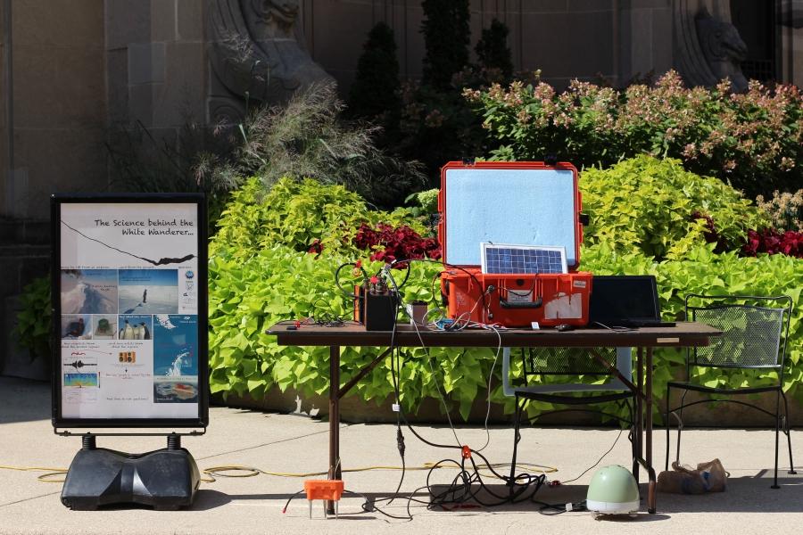 An information booth where Doug MacAyeal explained his fieldwork and seismometers to passers-by at 2 North Riverside Plaza.