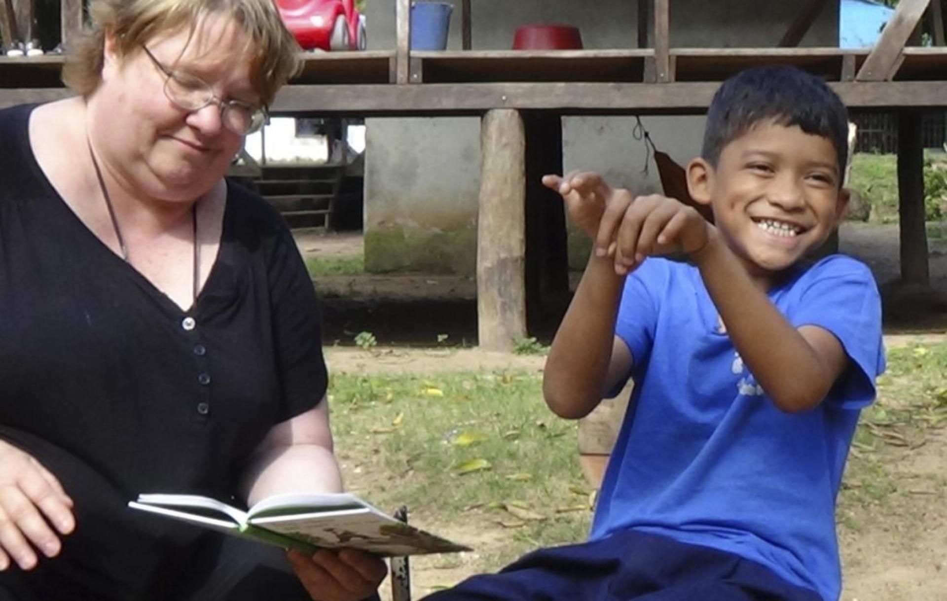 Shows Judy Shepard-Kegl and an NSL signer in Bilwi, Nicaragua.  