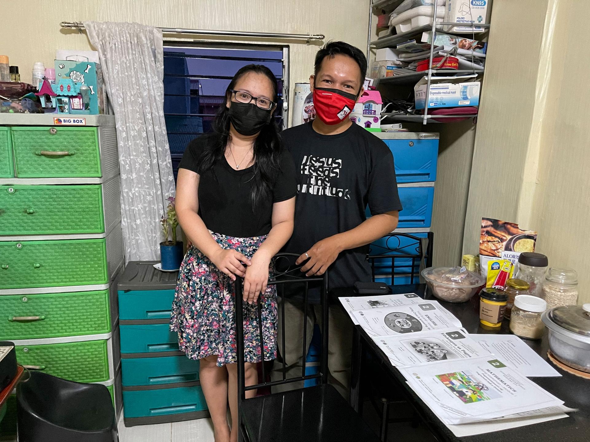 Abigin Bandola and Avel Bandola's daughters both attend school online, due to COVID-19 protocols in the Philippines. 