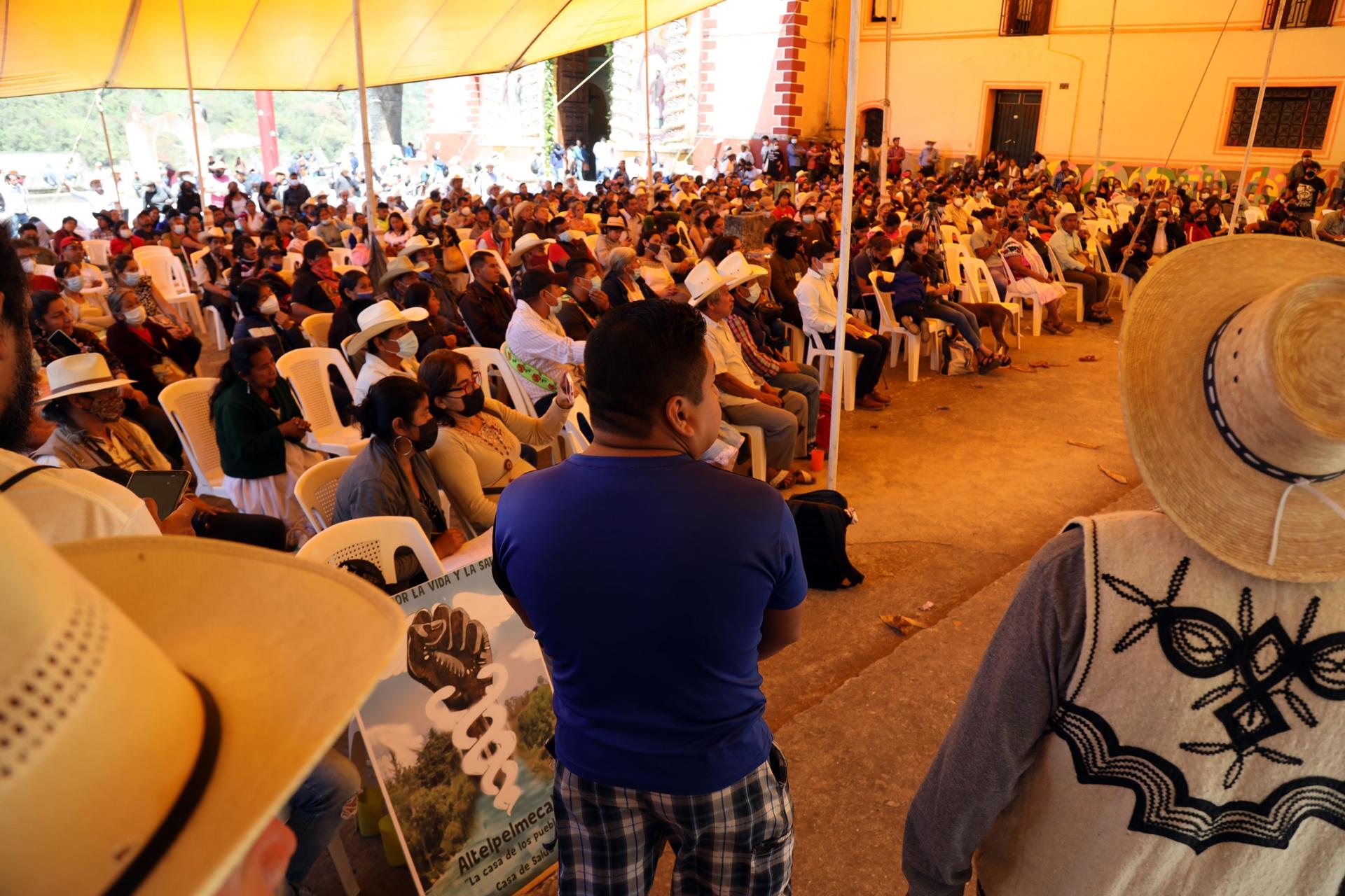 Hundreds of Indigenous people in the highland town of Ahuacatlán celebrated recent court victories that canceled mining projects in their areas. 