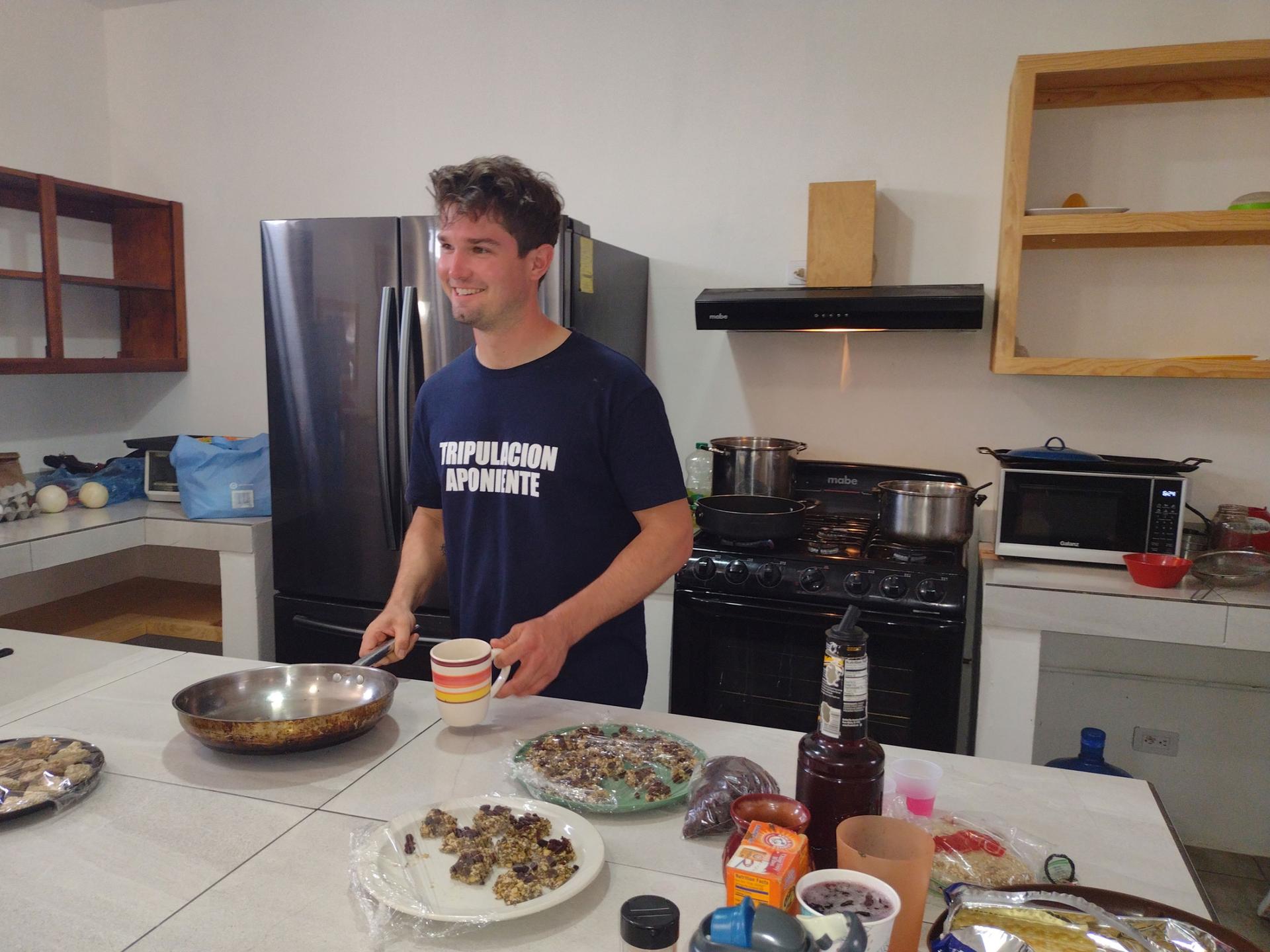 Chef and ecologist Greg Martínez demonstrates a version of a xnois paella. 