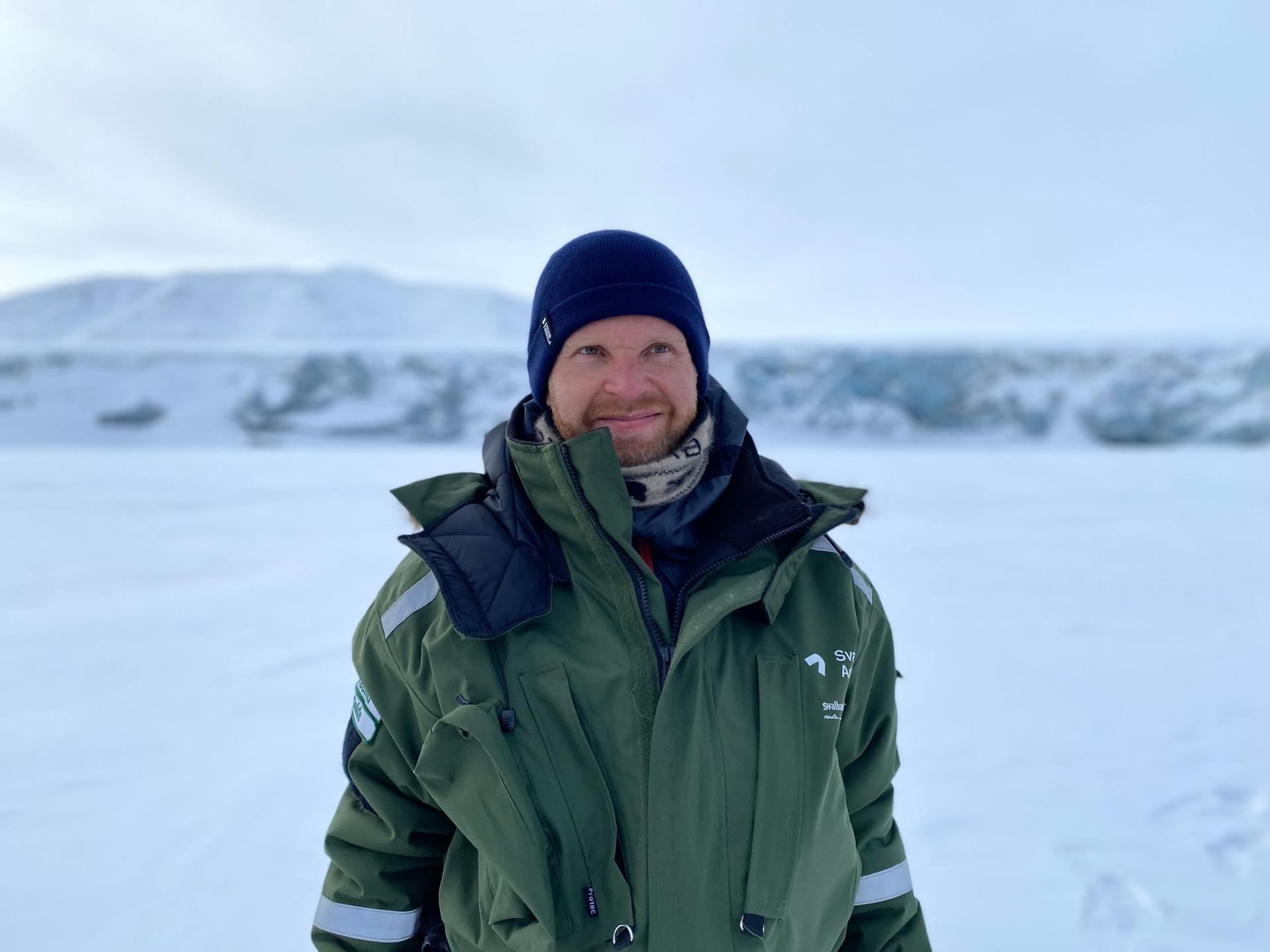 Teemu Tissari has lived in the Arctic archipelago of Svalbard since 2015. He works as a guide for Svalbard Adventures, where he leads snowmobile trips to the east coast of the largest island, Spitsbergen.