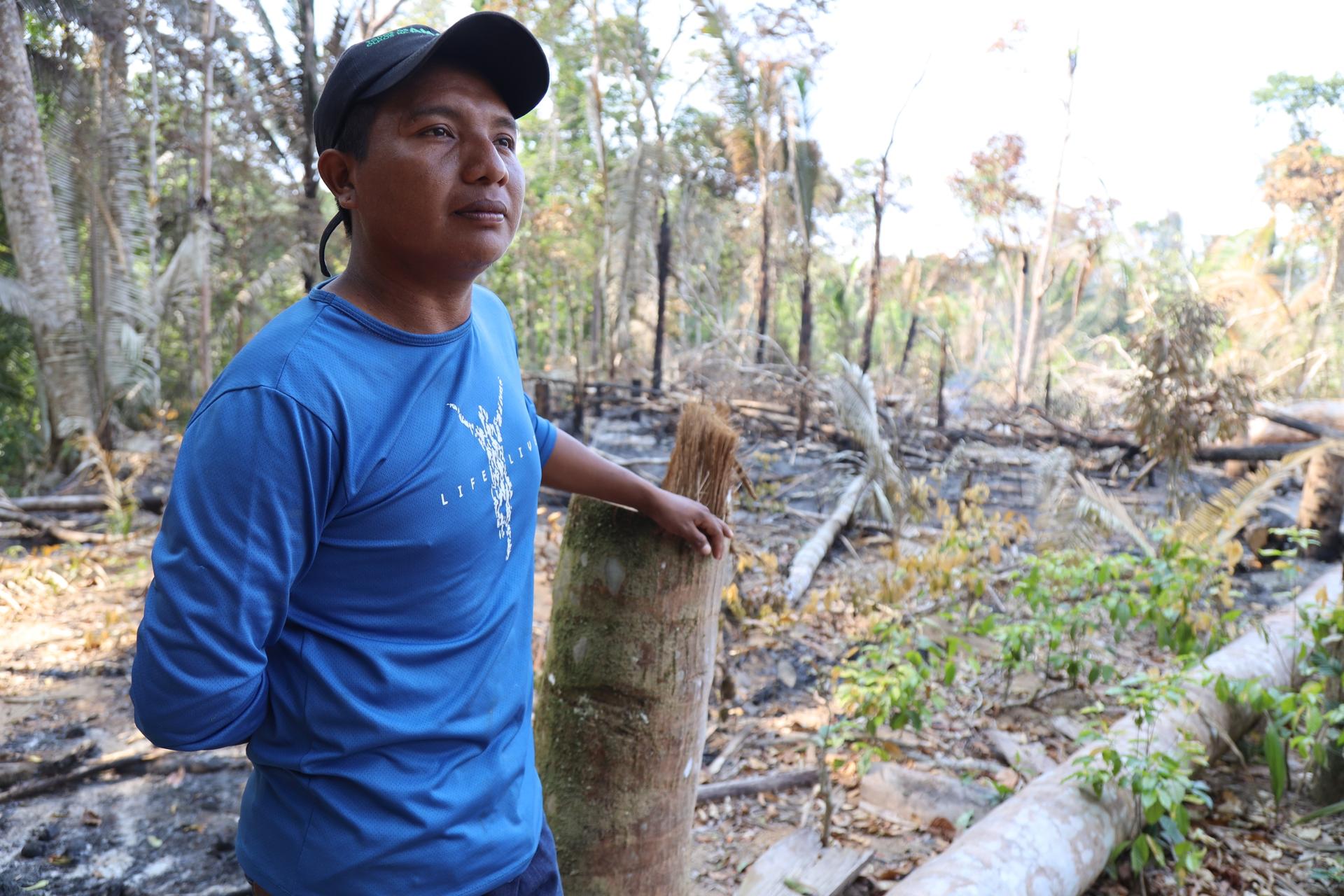 Chief André Karipuna points out destruction of Indigenous land in the Amazonian state of Rondônia.