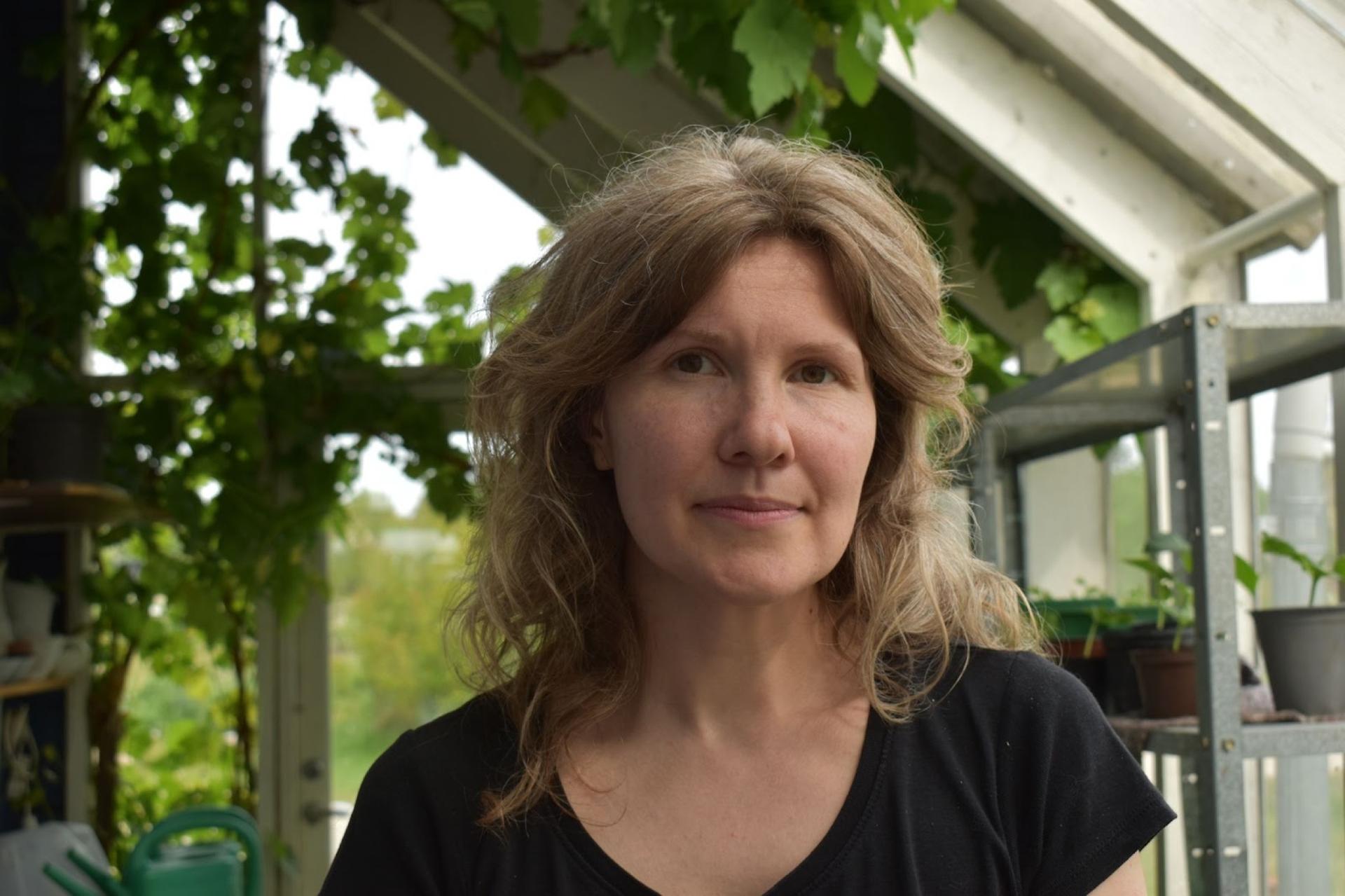 Iryna Kazakova is one of the founders and coordinators of the Green Road project. She is currently based at Hallingelille ecovillage in rural Denmark.