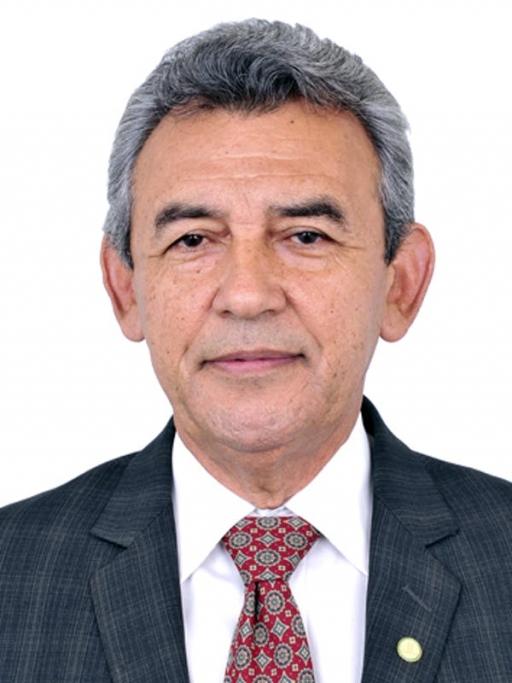 A photograph of politician João Ferreira Neto. 