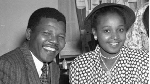 Black and white portrait photo of Nelson and Winnie Madikizela-Mandela.