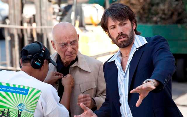 Alan Arkin and Ben Affleck on the set of Argo (Warner Bros)