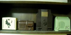 Tanikawa has about 70 vintage radios in his collection