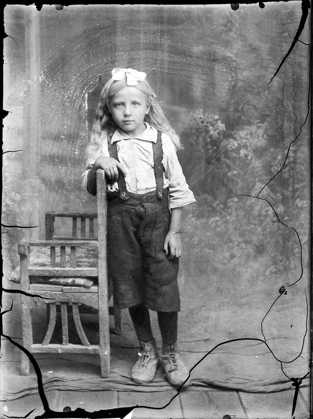 Costic Acsinte's original photo used in Jane Long's Innocence